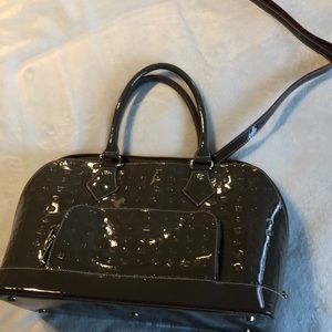 Arcadia handbag, dark taupe trim red, bowling styl